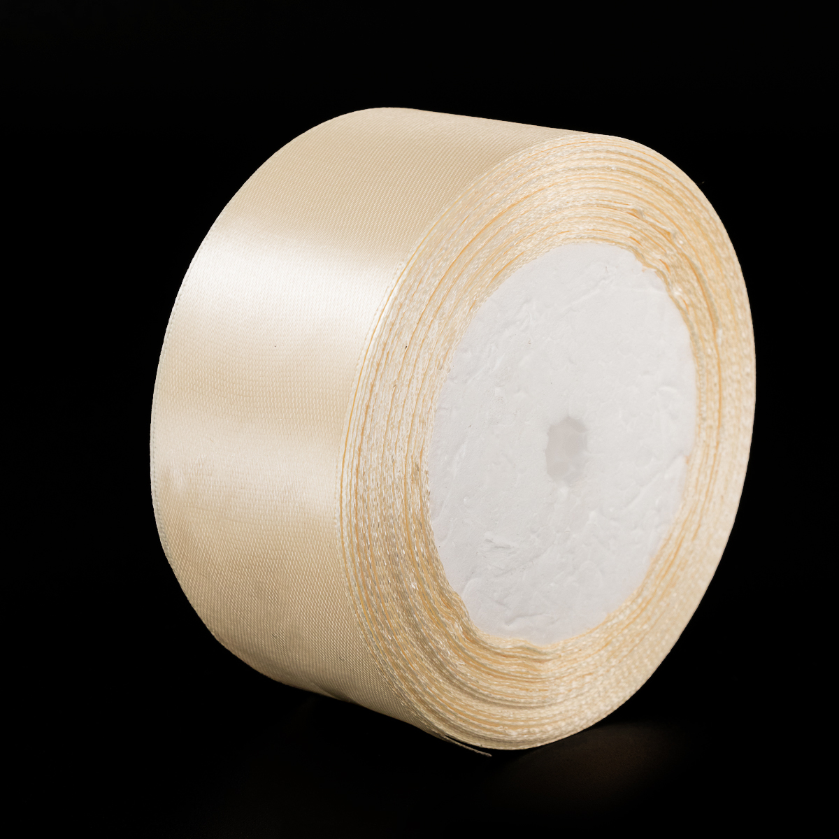 Лента кремовая 38мм 25м