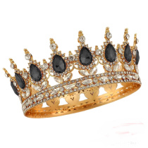 Корона золото с черными камнями