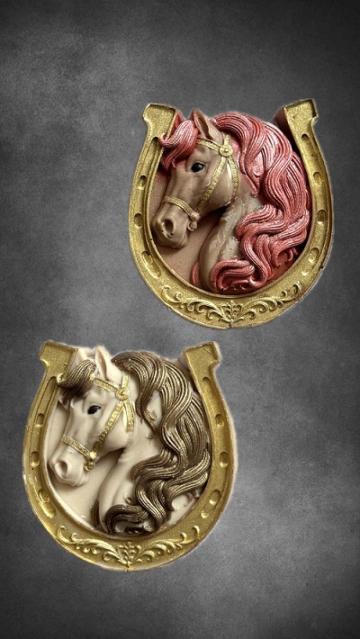 Лошадка в подкове 2